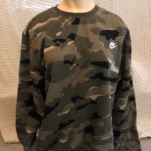 Nike Camo Crew neck